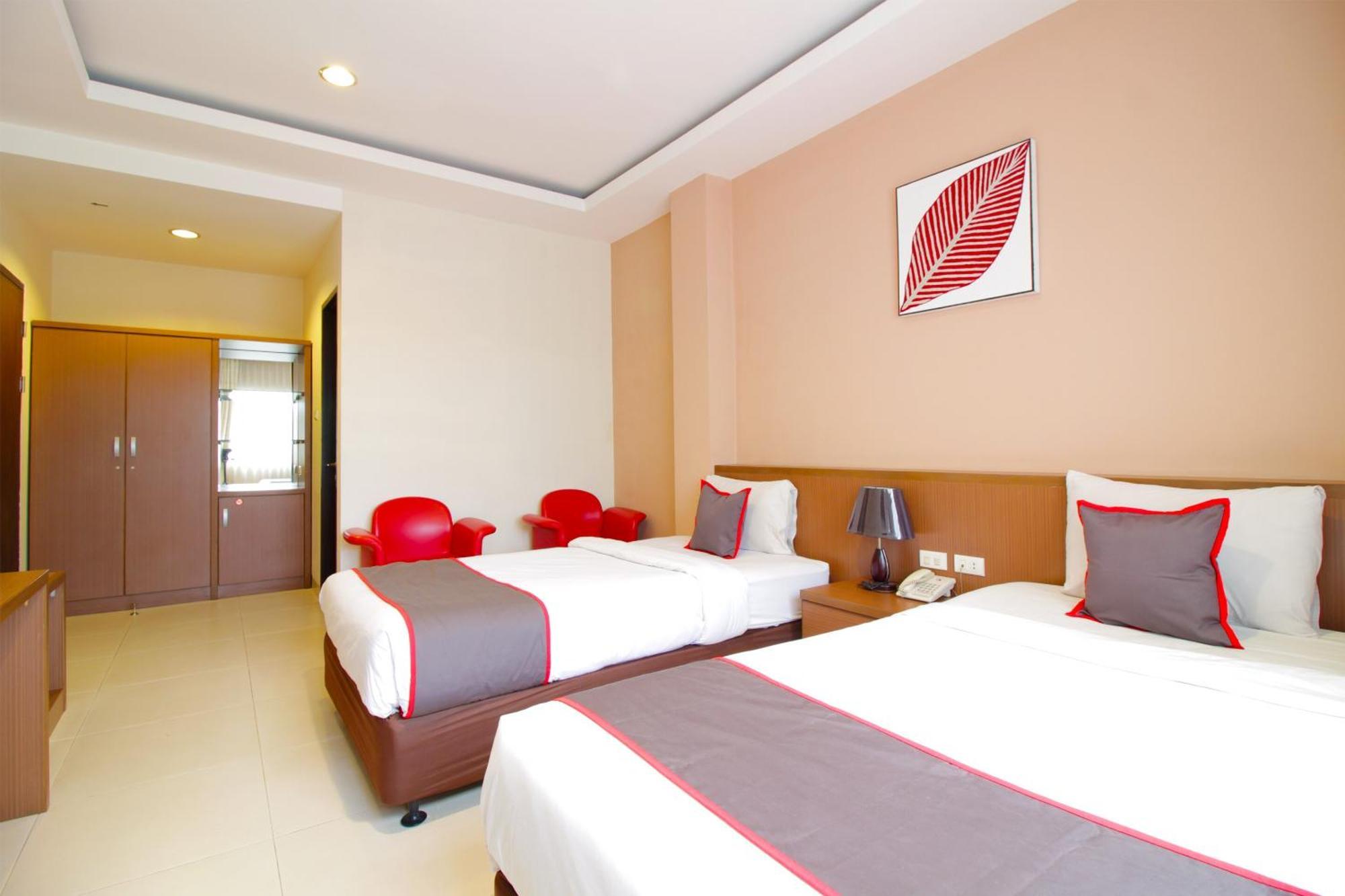 คอลเลคชั่น โอ 10 สวีท การีนา บันดุง Hotel ภายนอก รูปภาพ