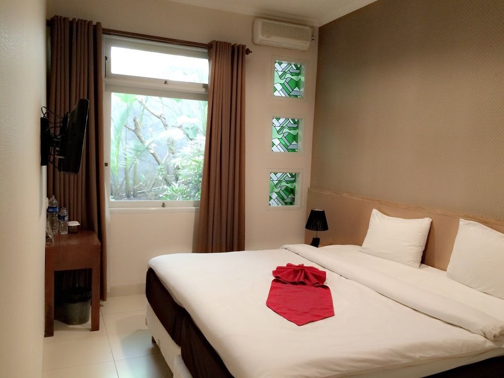 คอลเลคชั่น โอ 10 สวีท การีนา บันดุง Hotel ภายนอก รูปภาพ